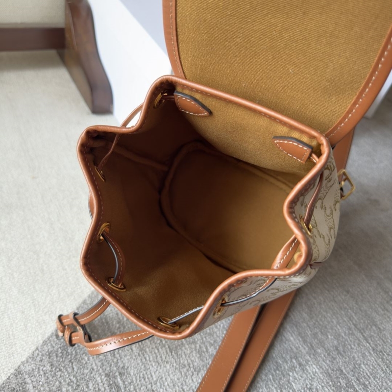 Ce1i*e triomphe bags